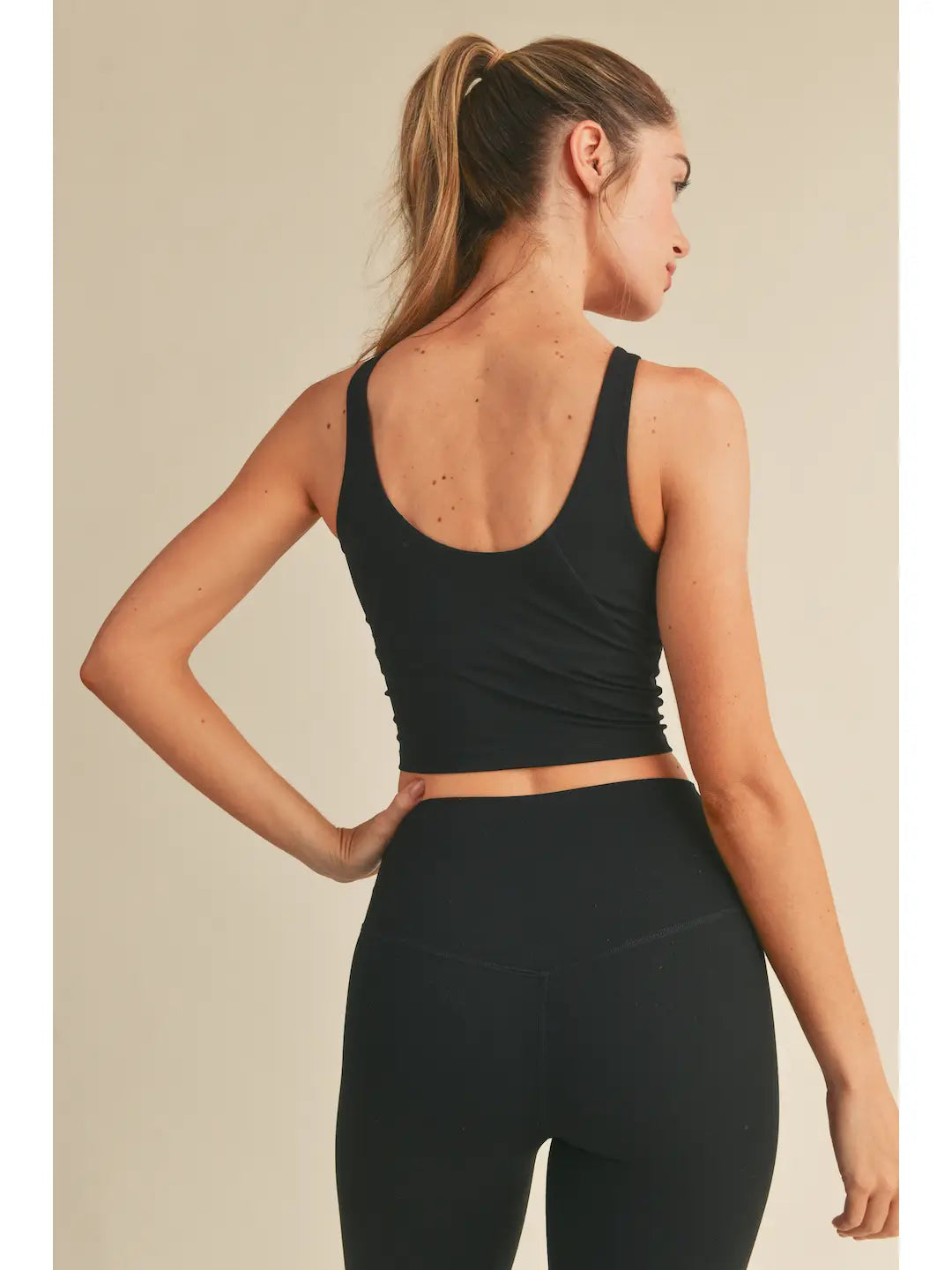 Performance Cropped Tank Top