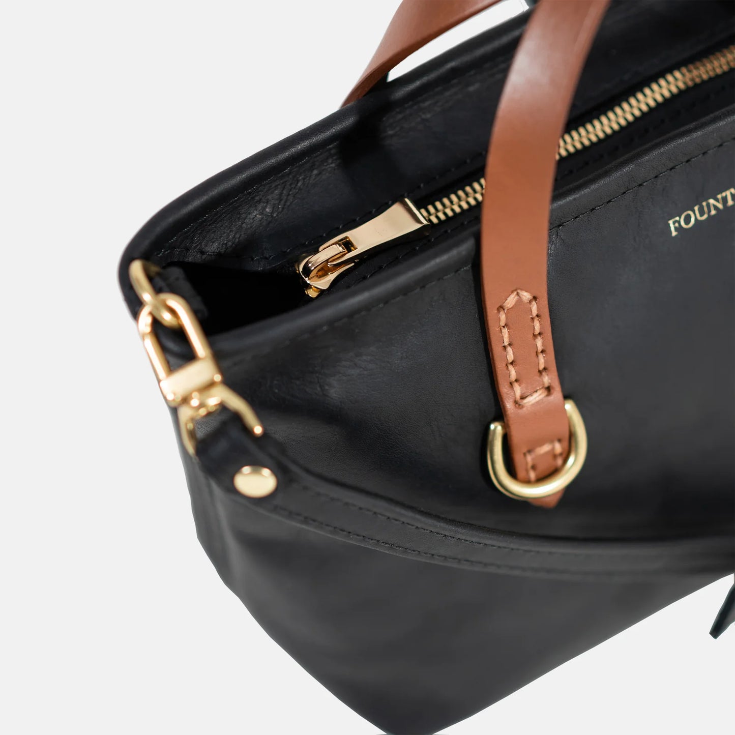 FOUNT - The Bellfield Crossbody