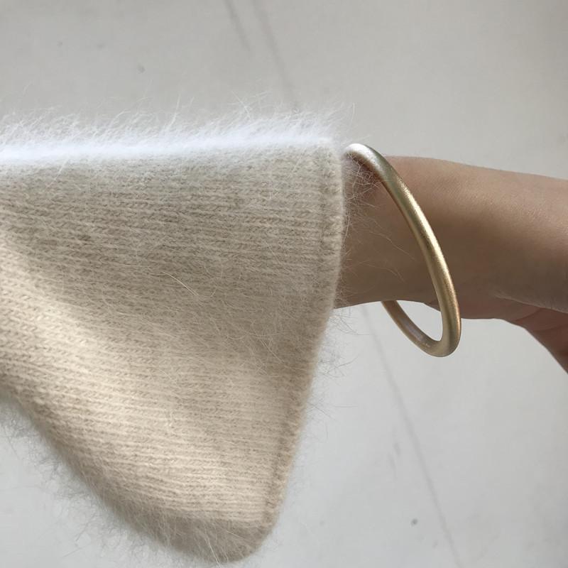 Golden bangle bracelet
