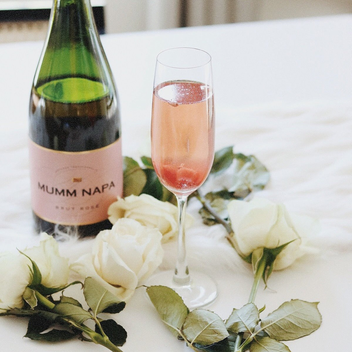 STRAWBERRY -  SUGAR CUBE