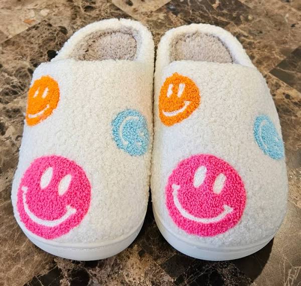 Smiley slippers color pop